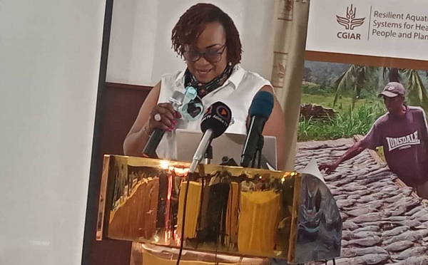 Minister of Fisheries and Aquaculture Development, Mrs Mavis Hawa Koomson launching the initiative 