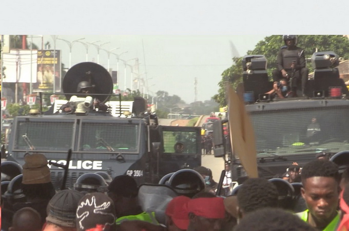 Police arrest 29 demonstrators, pursue Arise Ghana leaders