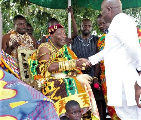 Okofrobour Osim Kwatia, the Gyasehene of the Akuapem Traditioal Area, welcoming Seth Kwame Acheampong, the Eastern Regional Minister, to the durbar ground
