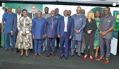 Dignitaries at the event from left: Ama Pomaa Boateng Deputy Minister, Communications; Dr Bawumia, Vice-President; Ralph Mupita, MTN GCEO and Pres.; Grace Jeanet Mason, SA High Commissioner; and Selorm Adadevoh, MTN CEO Dignitaries at the event from left: Ama Pomaa Boateng Deputy Minister, Communications; Dr Bawumia, Vice-President; Ralph Mupita, MTN GCEO and Pres.; Grace Jeanet Mason, SA High Commissioner; and Selorm Adadevoh, MTN CEO