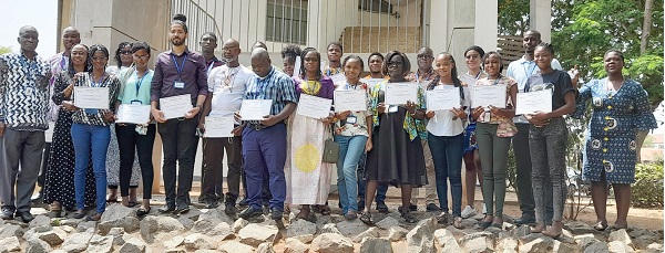 Participants in the training programme with some officials of Noguchi