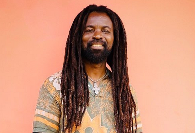 Reggae artiste Rocky Dawuni says music is not about hierarchy