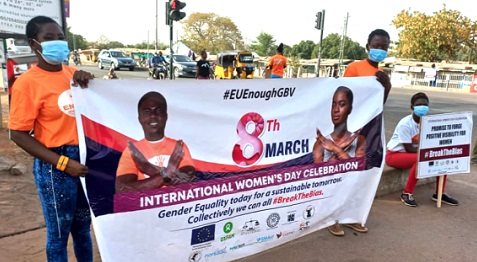Some volunteers on a campaign on a commercial street in Bolgatanga 