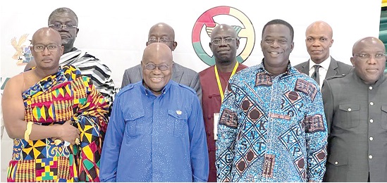 President Akufo-Addo (2nd from left), Ignatius Baffour Awuah (2nd from right), Minister of Employment and Labour Relations; Daasebre Akuamoah Agyapong ll (left), Kwahuhene and President of the Kwahu Traditional Council, Seth Kwame Acheampong (right), Eastern Regional Minister, with some dignitaries after opening the national labour conference