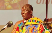  Otumfuo Osei Tutu II, the Asantehene, addressing the durbar