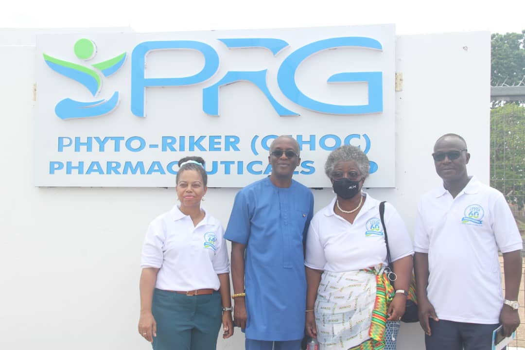 Theresa Yamson (left), the CEO of Phyto-Riker (GIHOC) Pharmaceuticals in a group photograph with the board members of the company