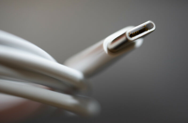 UK will not copy EU demand for common charging cable