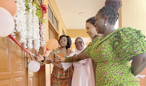 Abelemkpe '1' Basic School gets library - Graphic Online - Vimarsana News