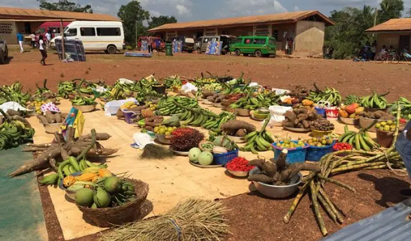 MoFA sets up foodstuff market at its premises
