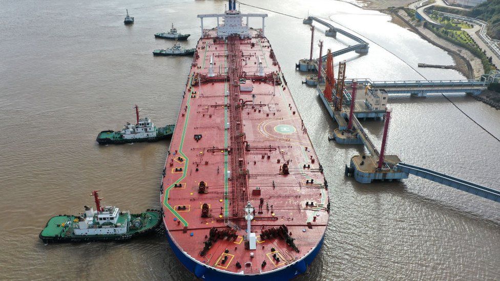 Russia becomes China's biggest oil supplier