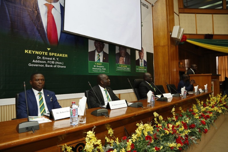 Banks urged to leverage  economic crisis
