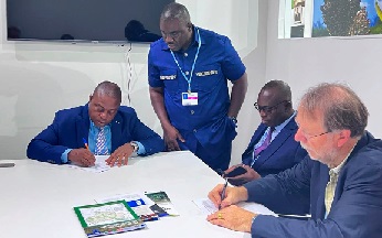 John Allotey (left), CEO of the Forestry Commission and Mike Korchinsky (right), CEO of Wildlife Works signing the MoU