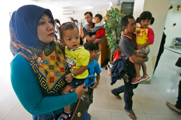 Indonesia bans all syrup, liquid medicines after 99 child deaths