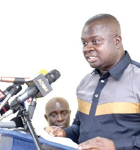 Albert Kwabena Dwumfour - President of the GJA,  addressing the pariticipants  in Accra.  Picture: EBOW HANSON