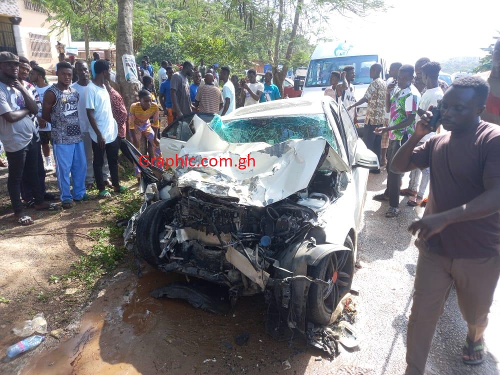 One dead, nine injured in accident at Eguase near Cape Coast
