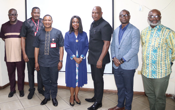 Ato Afful (3rd from right), MD, Graphic Communications Group Limited, with Prof. Eric Osei-Assibey (2nd from right), a consultant; Kobby Asmah (3rd from left), Editor, Graphic; Sheba Safo-Adu (middle), Head, Investor Relations, Brand and Communication, DBG; and Franklin Sowa (2nd from left), Director, Sales and Marketing, GCGL, after the meeting. Picture: ELVIS NII NOI DOWUONA