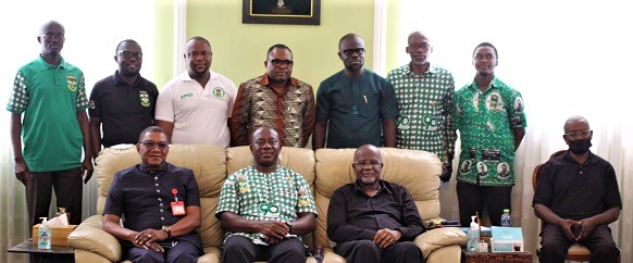 Hackman Owusu-Agyeman (seated right), with Kobby Asmah (seated left), Editor, Graphic; Dr Ernest Anthony Osei (seated 2nd from left), Global President of APSU, and other members of the APSU leadership that commiserated with the former minister of state and Member of Parliament