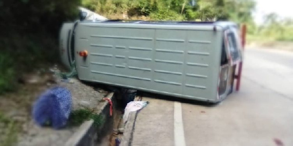 UEW lecturer, 3 students die in road crash at Apirede