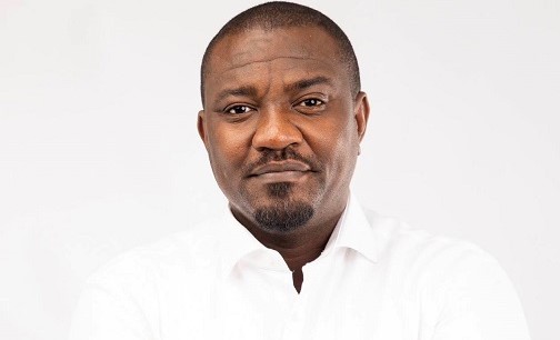Actor John Dumelo