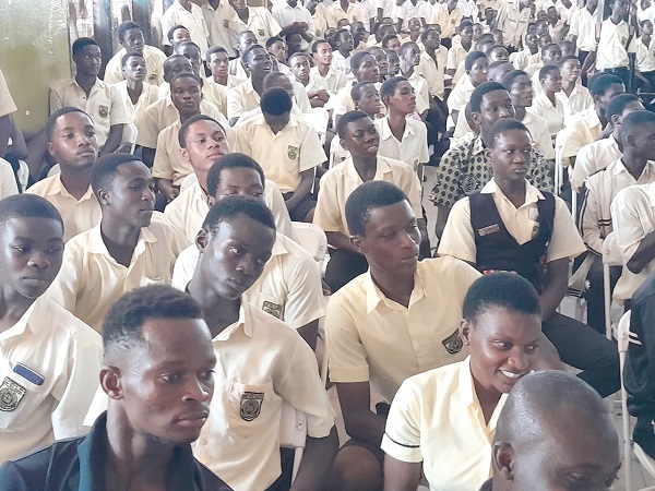 Stay away from illicit drugs - E/R Minister cautions Koforidua SHTS students
