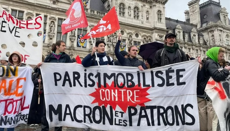 Protesters gathered in front of the Paris City Hall ahead of the Constitutional Council's ruling on the pension reforms