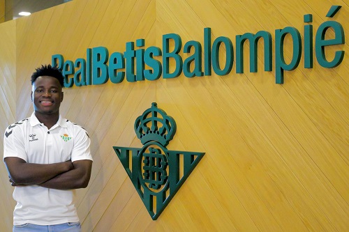 Real Betis Balompie signs Ghanaian talent, Mawuli Mensah, in 3-Year Deal