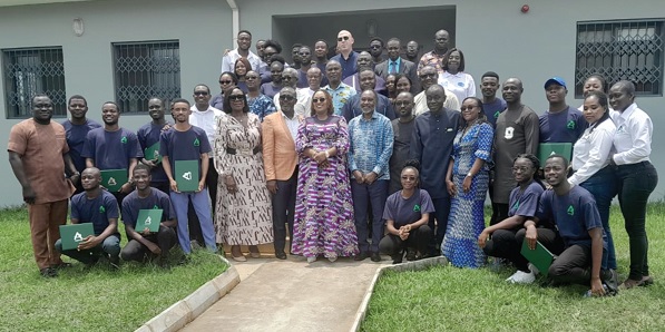 Mavis Hawa Koomson (middle), Minister of Fisheries and Aquaculture Development, with the trainees and some officials after the graduation