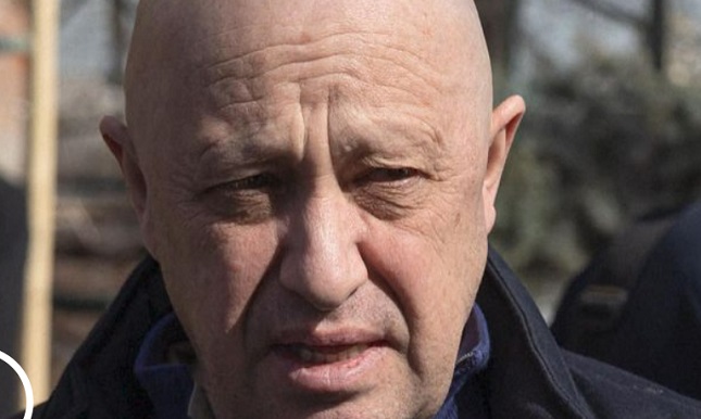 10 killed in private jet crash north of Moscow - Wagner leader Prigozhin 'on passenger list'' 