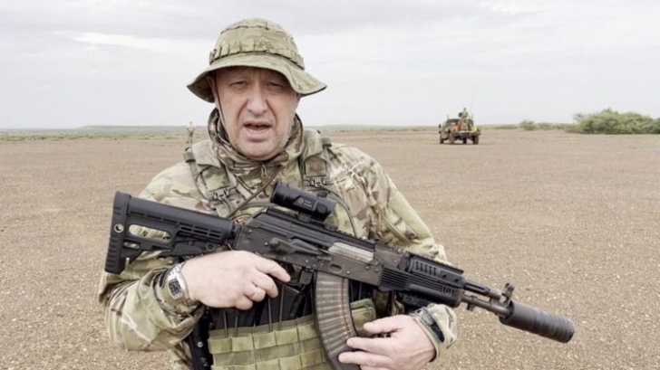 Wagner boss Yevgeny Prigozhin feared dead after Russia plane crash