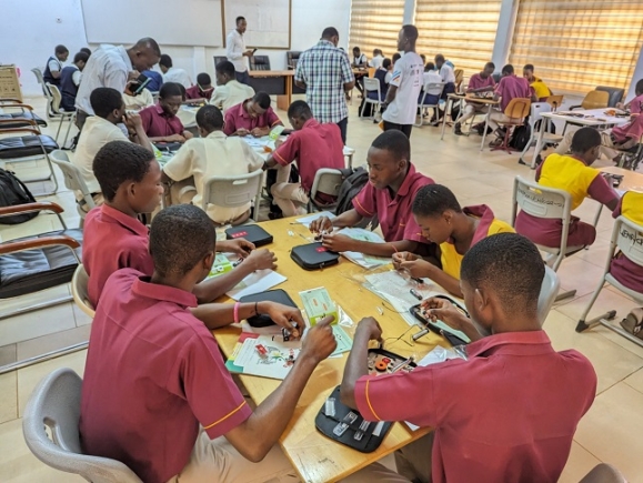 Chevening Alumni Programme Fund awards £12,000 to ‘Ready to make it camp’ STEM project 