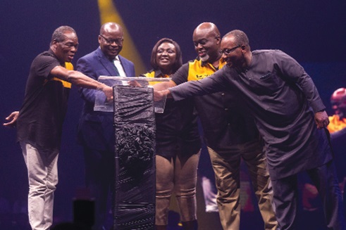 Dr Ernest Addison (2nd from left), Governor, BoG; Daniel Kweku Tweneboah Essilfie (left), acting Board Chairman, GCB Bank PLC, and Kofi Adomakoh (2nd from right), MD, GCB Bank PLC, joined by Nana Saraa III (middle), a board member, and Dean Adansi, CEO, Ghana International Bank, to relaunch the GCB Bank mobile app