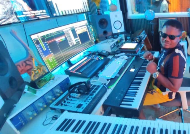 GomezBeatx on skills boost in studio 