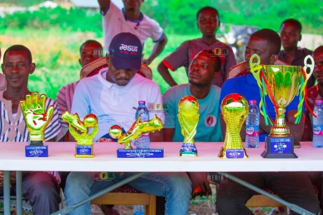 Prizes at stake