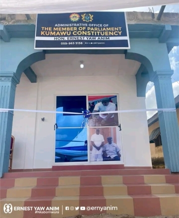 Kumawu MP commissions administrative office, donates educational resources to schools