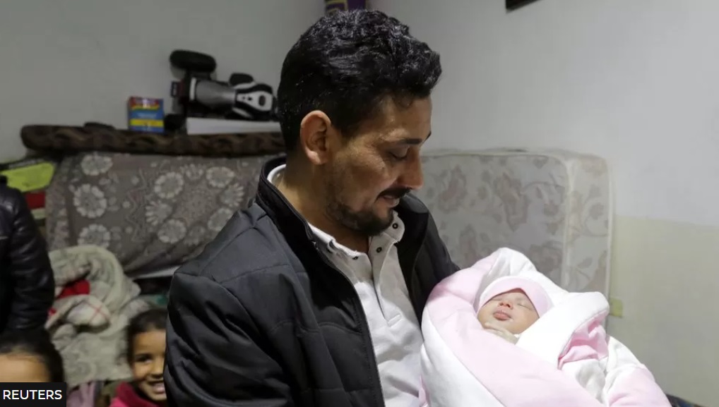 Türkiye-Syria earthquake: Baby pulled from the rubble reunited with aunt and uncle