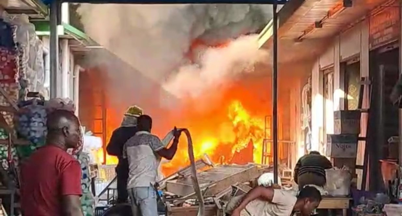 Fire burning parts of Kejetia market