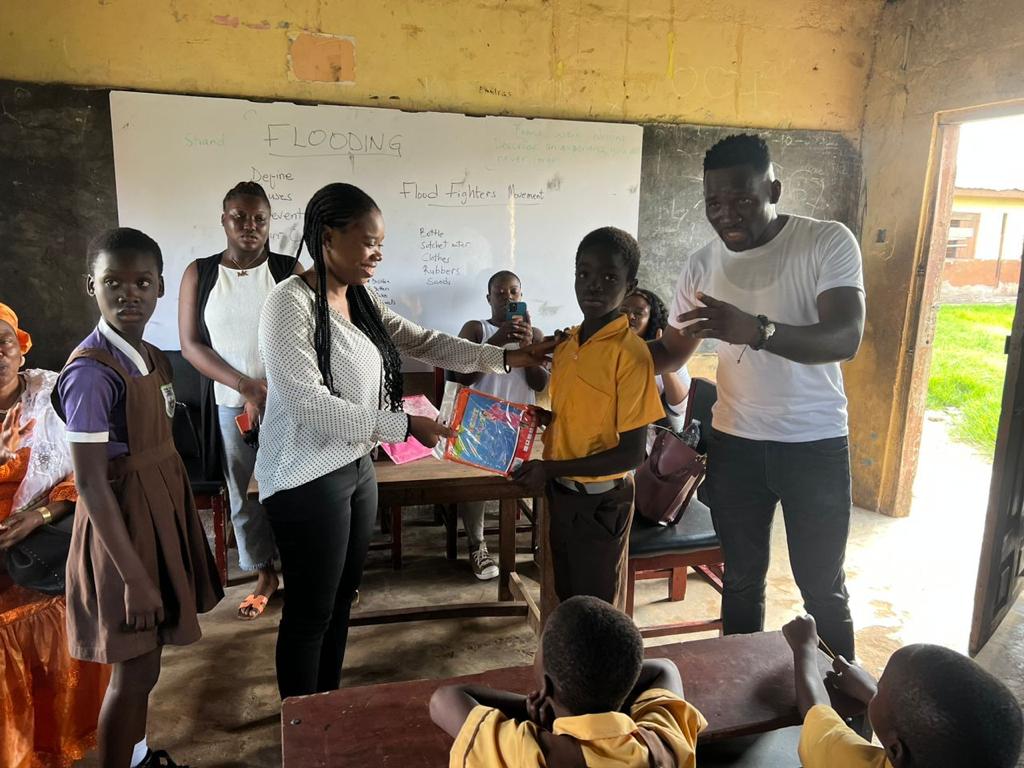Flood Fighters Movement educate Baba Yara Basic schools pupils on ways to curb flooding