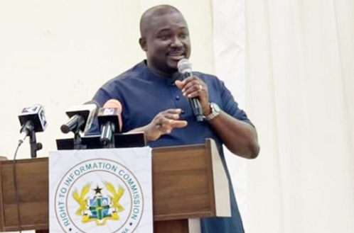 Yaw Sarpong Boateng (left), the Executive Secretary of the Right to Information Commission, addressing the participants