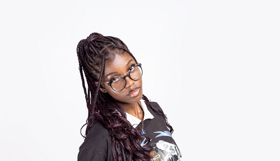 Kiki Celine highlights mental health on Fragile