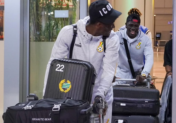 Black Meteors players in a hearty mood on arrival