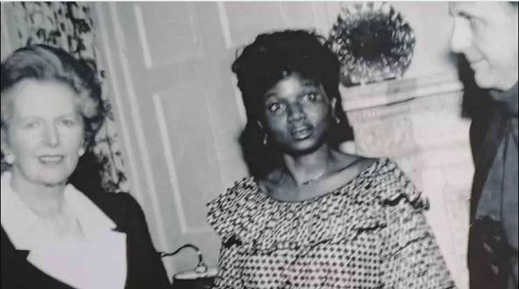 Elizabeth Ohene (middle) and Robin White (right) grilled UK Prime Minister Margaret Thatcher (left) in 1989 about her opposition to sanctions in South Africa