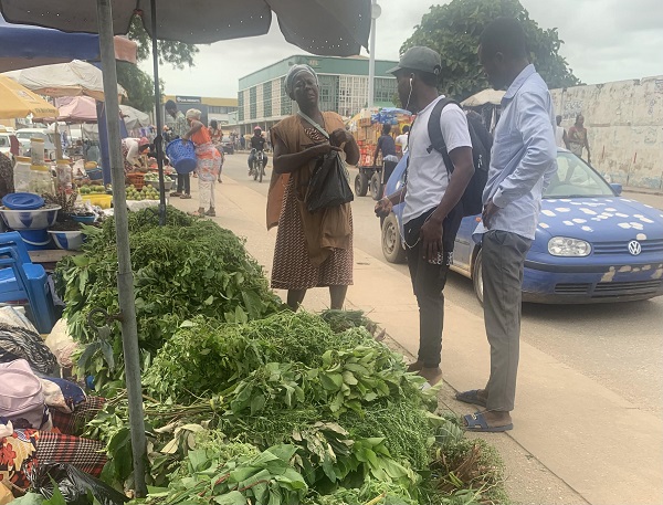 These men were seen buying spiritual leaves