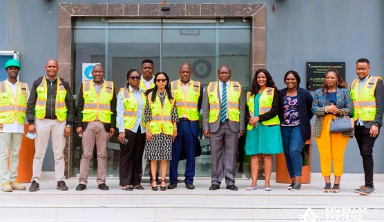 Peggy Serame (5th from right), Finance Minister of Botswana, with Florence Cobbah (4th from right), Managing Director of Sewage Systems Ghana Ltd, and some staff of the company and members of the delegation