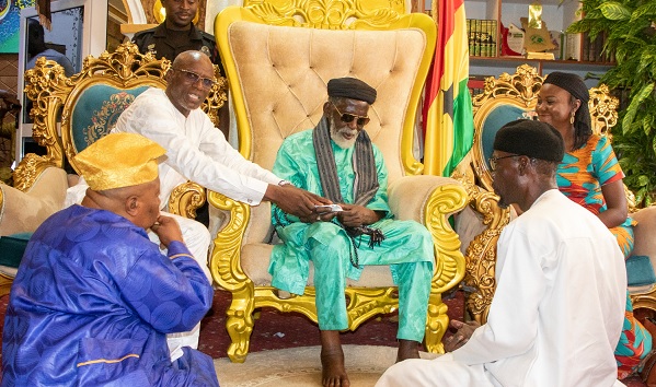 Dr Yakubu Diomande (2nd from left), Export Manager, Latex Foam, making the presentation to Sheikh Dr Osmanu Nuhu Sharubutu, the National Chief Imam. Looking on are Gifty E. Appiah (2nd from right), the PRO, Latex Foam; Alhaji Latif Abdulsalam (left), Chief Protocol Officer, Office of the Chief Iman, and Sheikh Aremeyaw Shaibu, Spokesperson of the Chief Imam