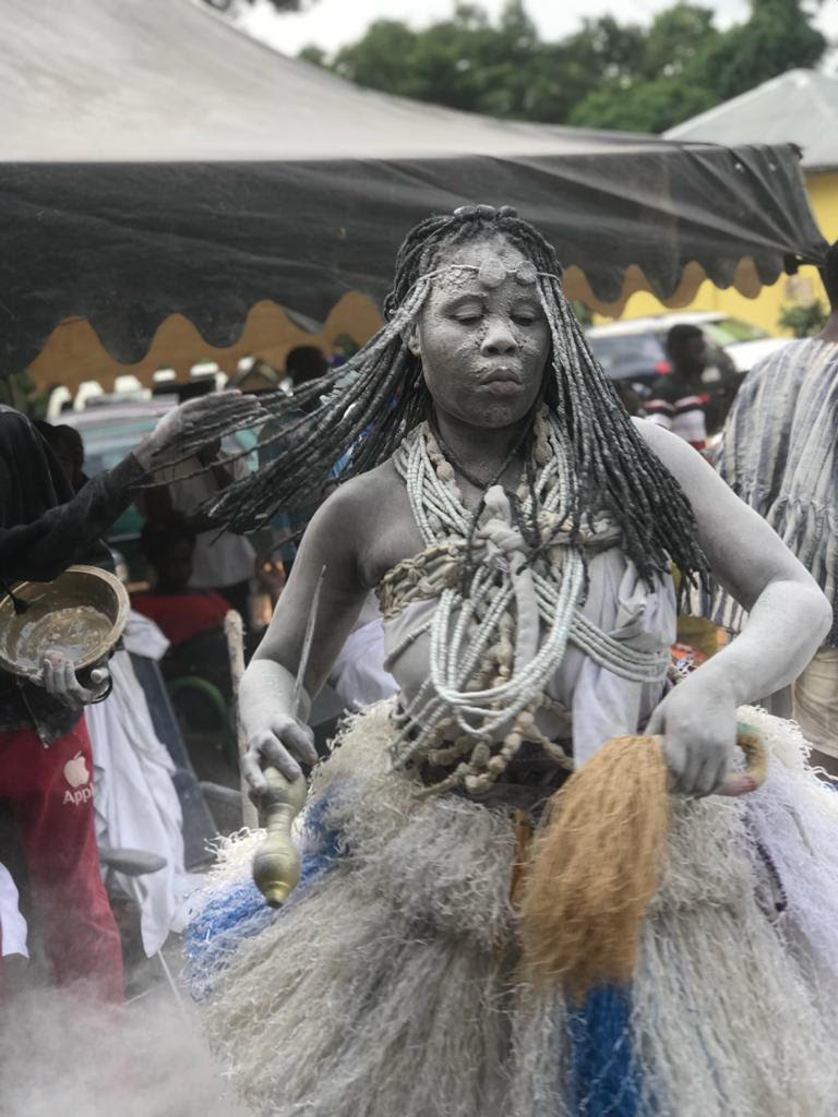 Okomfo baa, Nana Akosua in her element