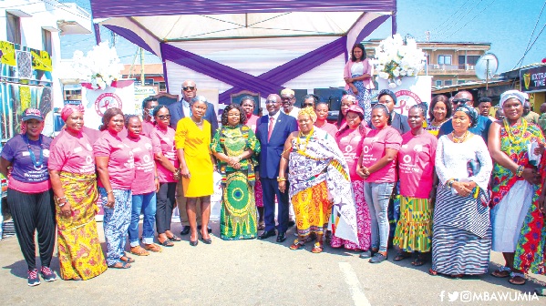 • Vice-President Dr Mahamudu Bawumia (middle), Dr Beatrice Wiafe Addai (6th from left), President of Breast Care International; Henry Quartey (arrowed), Greater Accra Regional Minister, with the participants after the event 