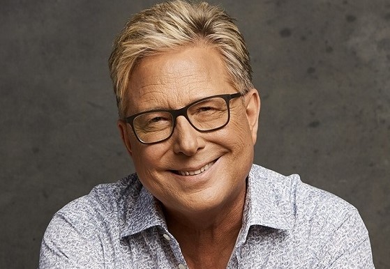 Don Moen to headline Harvest Praise @ 25.                                               