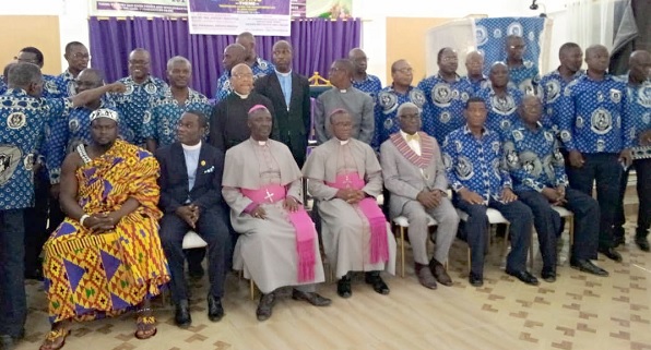 • The NAD Bishop, (seated 4th from right) and the Gbawe Mantse, (seated left) at the 4th AGM of the NAD Men’s Fellowship
