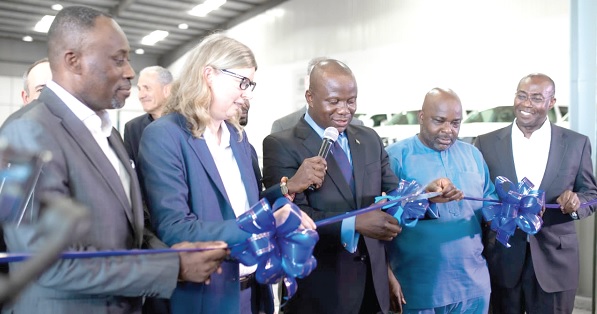 • INSET: Samuel Jinapor (middle) being assisted by Michael Okyere Baafi (2nd from right), a Deputy Minister of Trade and Industry, Martina Biene (2nd from left), Chairperson of the VW South Africa Group, and Jeffery Peprah (left) to cut the tape to open the new assembly plant. Picture: DELLA RUSSEL OCLOO