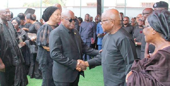• President Akufo-Addo (3rd left) empathising with Prof. Oquaye at the event. With them are the First Lady, Mrs Rebecca Akufu-Addo (2nd from left), Vice-President, Dr Bawumia (left) and the Maaso Aborihemaa of the Ashanti Region,  Nana Akosua Takyiaw (right), who is also the sister of Major Oquaye